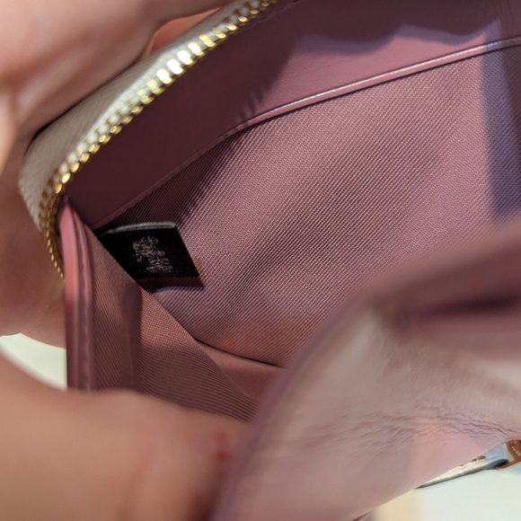 Coach X Disney Minnie Mouse Small Patch Zip-Around Wallet - Picture 9 of 12